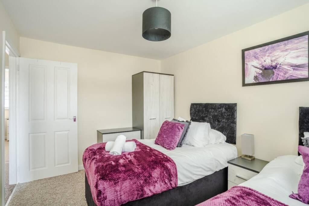 Off Road Parking, Smart Tv In Each Room! Swansea Bagian luar foto